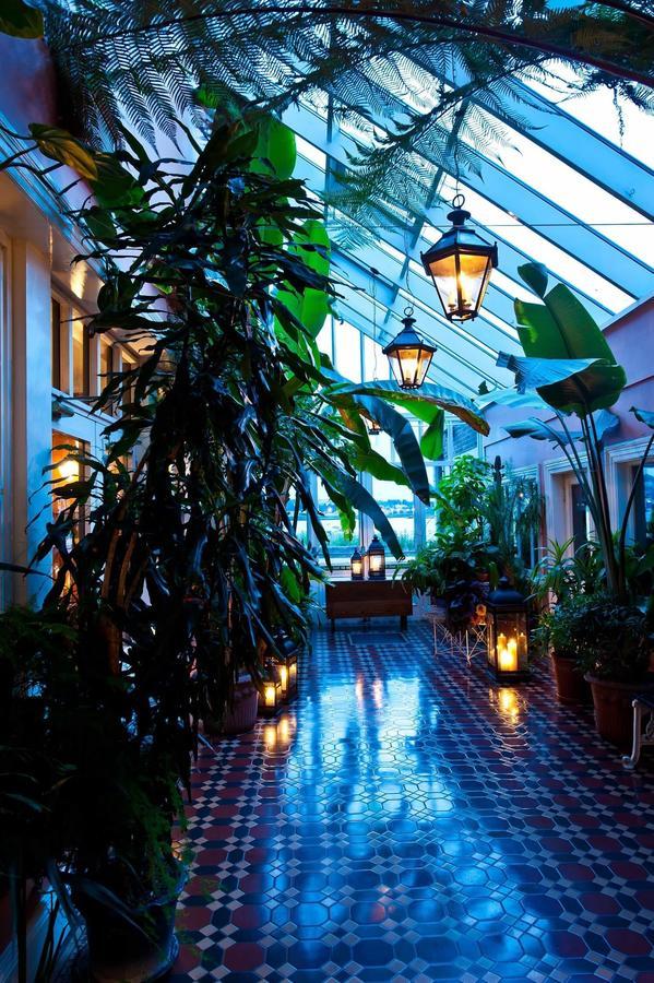 Riverbank House Hotel Ferrybank Екстер'єр фото